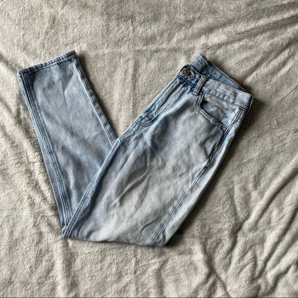American Eagle Mom Jean